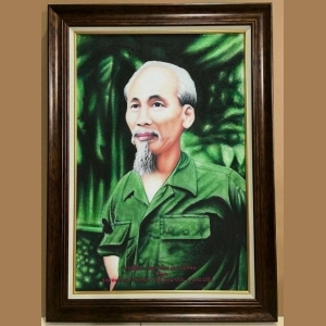 Tranh Đá Quý Bác Hồ Trong Chiến Khu